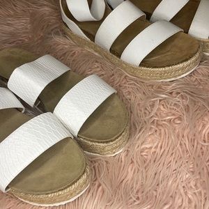Wedged Sandal (2)bundle